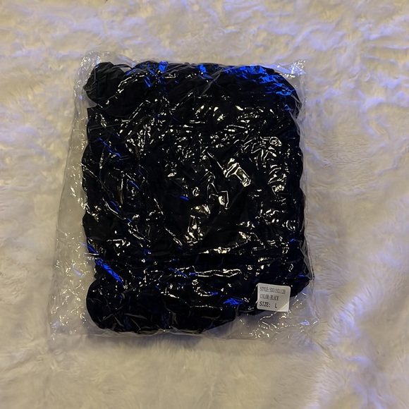 Mini Dress - Black 1M-1L - Picture 3 of 3